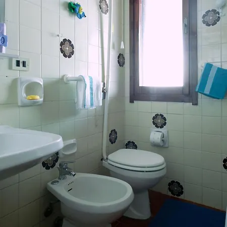 Con Terrazza A 400 Mt Dal Mare Ferienhaus